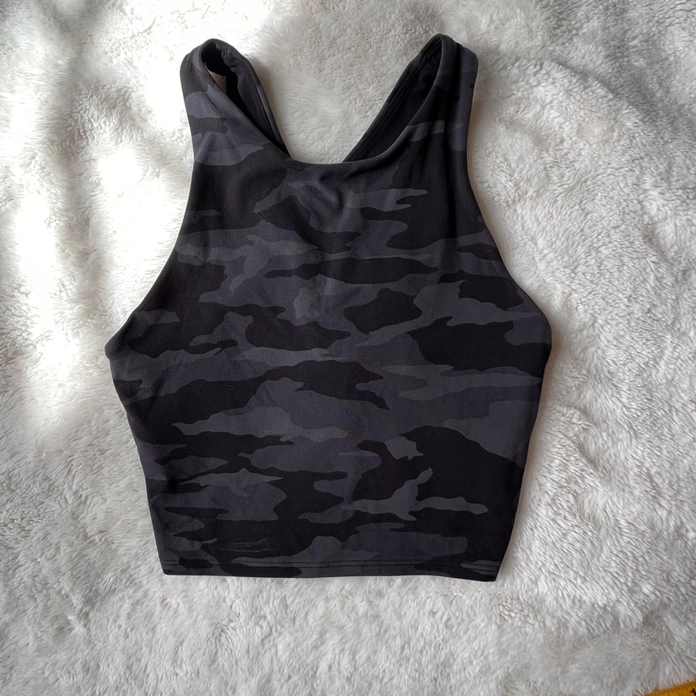ATHLETA CONSCIOUS CROP BRA A-C
Size XS
Buttery-soft low-impact support.
87